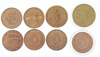 8db-os külföldi emlékérem tétel T:1-2 (eredetileg PP)
8pcs foreign medallion lot C:UNC-XF (original...