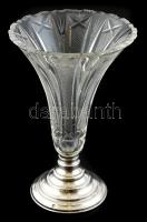 Ezüst(Ag) talpú ólomkristály váza, jelzett, csorbákkal, m: 18,5 cm