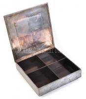 Tevan Margit (1901-1978): Nagy méretű kártyadoboz relieffel.Jelzett réz., fa betéttel 21x22x6 cm