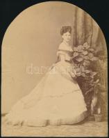 cca 1890 Platthy Zsigmondné Bay Georgina fotója. 19x24 cm