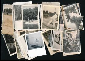Fürdőzéssel, Balatonnal kapcsolatos képek, 130 db vegyes fotó, közte több feliratozott, 5,5x4 cm és 10x6,5 cm közötti méretben