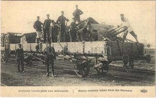 Artillerie lourde prise aux Allemands / WWI French military, Heavy artillery taken from the Germans