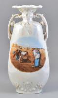Viktoria csehszlovák porcelán váza, irizáló réteggel, matrica: Jean-François Millet: Kalászszedők (1857) című festményével díszítve. Jelzett. Kopott. m: 30cm
