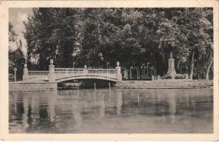 1943 Balatonalmádi, Sóhajok hídja az örökmécsessel, irredenta emlékmű (EB)