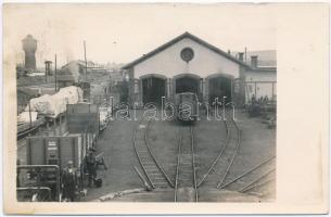 1942 Torda, Turda (?); Torda-Abrudbánya kisvasút átrakóállomása / Turda-Abrud narrow gauge railway, turntable station, train. photo (fl)