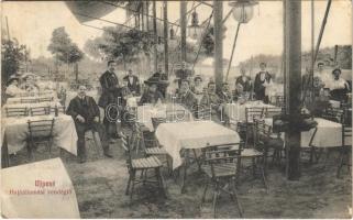 1911 Budapest IV. Újpest, Hajóállomási vendéglő kerthelyisége pincérekkel. Sellei Károly fényk. kiadása (EK)