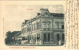 1900 Módos, Jasa Tomic; községháza, Hoffmann Ádám üzlete, létra lámpagyújtáshoz a lámpának támasztva. Mattanovich fényképész kiadása / town hall, shop (szakadás / tear)