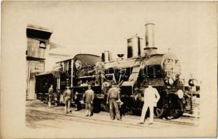 MÁV 320,004. sorozatú gőzmozdonya / Hungarian State Railways locomotive. photo