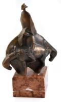Olcsai Kiss Zoltán (1895-1981): Don Quijote.
Patinázott bronz márvány talapzaton m: 21,5 cm Jelezve...