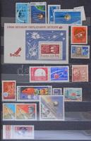 Űrkutatás gyűjtemény, közte szovjet, Egyesült Arab Emirátusok, Lengyelország, Kolumbia, Monaco, kevés magyar, 12 lapos A4-es berakóban több betapadt, beragadt bélyeggel, tokkal