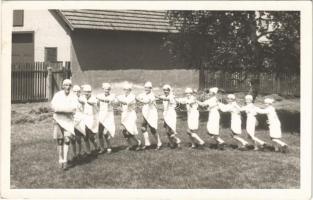 Innsbruck, Österreichischer Pfadfinderbund Landeskorps Tirol / Austrian scouts playing. Carl Michel photo