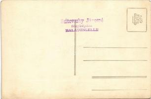 Balatonlelle, családi csoportkép. Szitovszky Józsefné photo