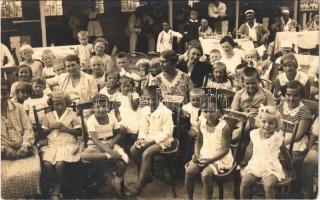 1930 Zamárdi, gyerekek csoportképe. photo