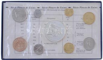 Franciaország 1974. 1c-50Fr (9xklf) forgalmi sor eredeti tokban, közte Ag érme T:1  France 1974. 1 Centime - 50 Francs (9xdiff) coin set in original case with Ag coin T:UNC