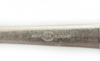 Berndorf alpakka 12 személyes evőeszköz készlet díszdobozban. Jelzett, jó állapotban