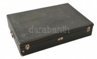 Berndorf alpakka 12 személyes evőeszköz készlet díszdobozban. Jelzett, jó állapotban