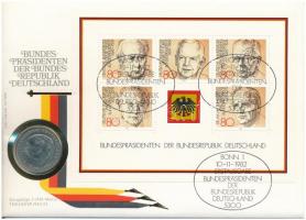 NSZK 1981F 2M Cu-Ni Theodor Heuss felbélyegzett borítékon, alkalmi bélyegzéssel T:1- GFR 1981F 2 Mark Cu-Ni Theodor Heuss in envelope with stamp C:AU