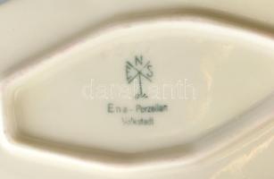 Ens porcelán rózsás bonbonier. Kézzel festett, jelzett, fedelén hajszálrepedéssel, minimális kopássa...