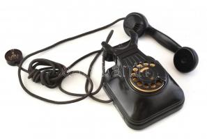 Standard Villamossági R.T, régi bakelit tárcsázós telefon, kissé kopottas, 16x14,5 cm