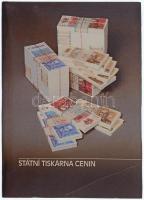 Státní Tiskárna Cenin (Állami Nyomda), Állam Nyomda Művek, Csehszlovákia, 1988. Számos képpel, cseh nyelven. Nagyon szép állapotban, néhány lap nyomdahibás. / Státní Tiskárna Cenin (State Securities Printer), State Printing Works, Czechoslovakia, 1988. With several pictures, Czechoslovakian language. In very good condition, some of the pages are misprinted.