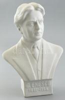 George Enescu (1881-1955) zeneszerző biszkvit porcelán büszt. Jelzés nélkül 19 cm