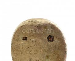 Ezüst (Ag) 6 db kanál (nettó: 328g) és 11 db vegyes evőeszköz (bruttó:631g). Kopott, sérült. Jelzett