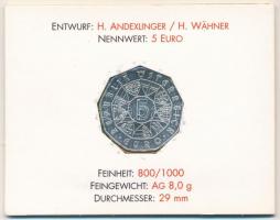 Ausztria 2002. 5E Ag "250 éves a Schönbrunn-i állatkert", "Orángután" bliszterbe...