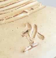 Kovács Éva (1938-2017): Anya gyermekével. Kézzel festett mázas kerámia, jelzett, apró csorba. 25x13x...