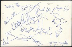 cca 1980 A Budapesti Honvéd labdarúgó csapat tagjainak aláírásai fényképen / Autograph signed photo of the Budapest Honvéd Football Club