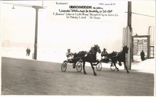 1942 Budapest, lóverseny. Urkocsisverseny 1. Leander. Schäffer photo