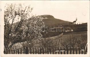 1932 Nyitra, Nitra; Zobor-hegy, kápolna, szőlőskert / mountain, vineyards, chapel. photo