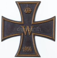DN Vaskereszt formájú, csavaros hátlappal ellátott Br jelvény (77x78mm) T:2 ND Br badge in the shape of an Iron Cross with screw back (77x78mm) C:XF