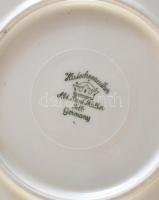 Hutschenreuther porcelán süteményes tálca. Részben kézzel festett, jelzett, kopásnyomokkal, 32x28,5 ...