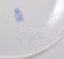 Herendi figurális bonbonniere, Jelzett, sérült. m: 15cm