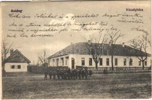 1922 Boldog, Községháza