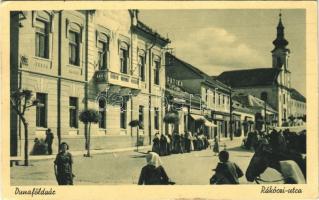 1941 Dunaföldvár, Rákóczi utca, templom, piac. Somló Lajos felvétele és kiadása