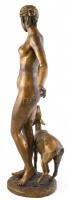 Ismeretlen szobrász: Diana.
Patinázott bronz. m:80cm