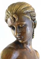 Ismeretlen szobrász: Diana.
Patinázott bronz. m:80cm