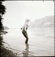 1987 Titokban tartott személyiség, Menesdorfer Lajos (1941-2005) budapesti fotóművész hagyatékából, ...