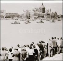 cca 1948 Budapest, a Dunai Flottilla bemutatója, 1 db NEGATÍV Fekete György (1904-1990) budapesti fényképész hagyatékából, 5x6,7 cm