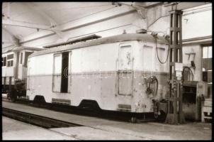 1990 Régi HÉV szerelvény, kocsik és mozdony, 33 db vintage NEGATÍV, 24x36 mm