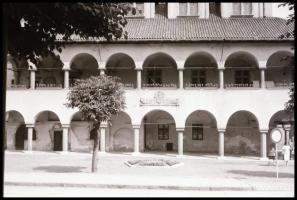 1979 Magas-Tátra, három feliratozott negatívtartó leporellóben összesen 106 db vintage NEGATÍV, 24x3...