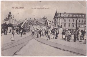 Nagyvárad, Oradea; Kis híd, Szentlászló tér, leszámítoló bank, fodrász / bridge, square, shops, hairdresser, bank (EK)