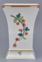 Herendi (wbos) Windsor Branch mintás váza. Kézzel festett porcelán. Apró kopásokkal. Jelzett. m:25cm