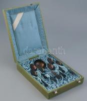 Ezüst (Ag) kompótos kanál készlet 6+1 db kissé kopott díszdobozban. 1937 előtti fémjel, FB mesterjeg...