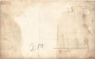 Első világháborús osztrák-magyar katonák körhintán szórakoznak / WWI K.u.K. military, soldiers havin...