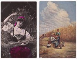 14 db RÉGI motívum képeslap: folklór, aratás / 14 pre-1945 motive postcards: folklore, harvest