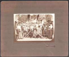 1926 A jánoshalmi polgári kör által rendezett avató ünnep népünnepélyi fényképfelvétele kartonon, hátoldalon részletes leírással, érdekes néprajzi fotó, 12×17 cm