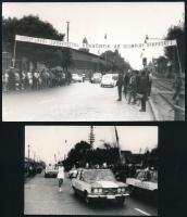 1972 Olimpiai stafétafutás Budapesten, 2 db fotó, 9×13 és 11,5×18 cm