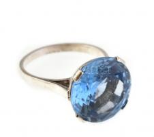 Ezüst (Ag) gyűrű, kék kővel 4,45 g m:55